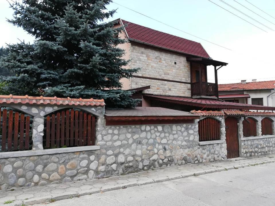 Guest House Diva Reka Белі Іскар Екстер'єр фото